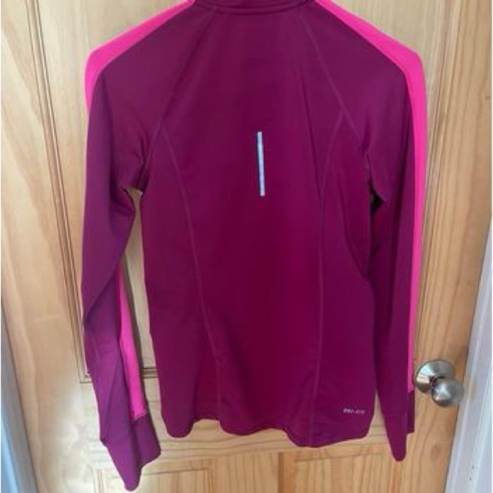 New Without Tags Women’s Size XS Nike Dri-Fit Long Sleeve 3/4 Zip Shirt - Picture 2 of 3